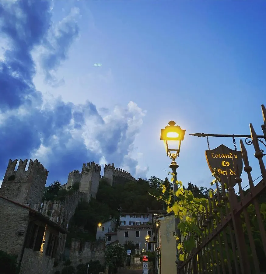 Locanda Lo Scudo Soave  Guest house Soave (Verona)