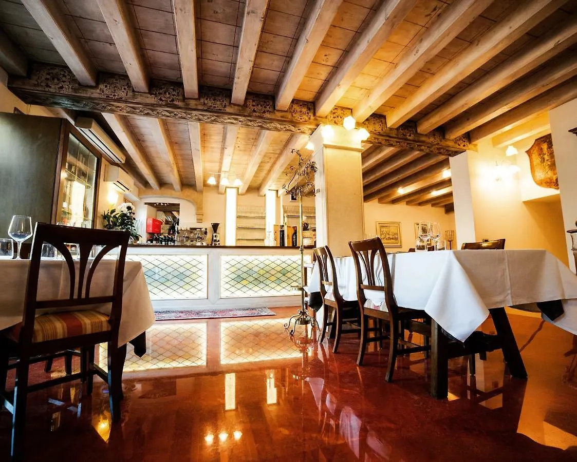 Locanda Lo Scudo Soave  Italy